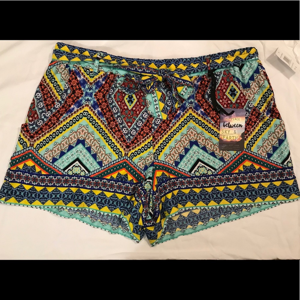BEBOP SIZE XL NWT FUN N FLIRTY SHORTS